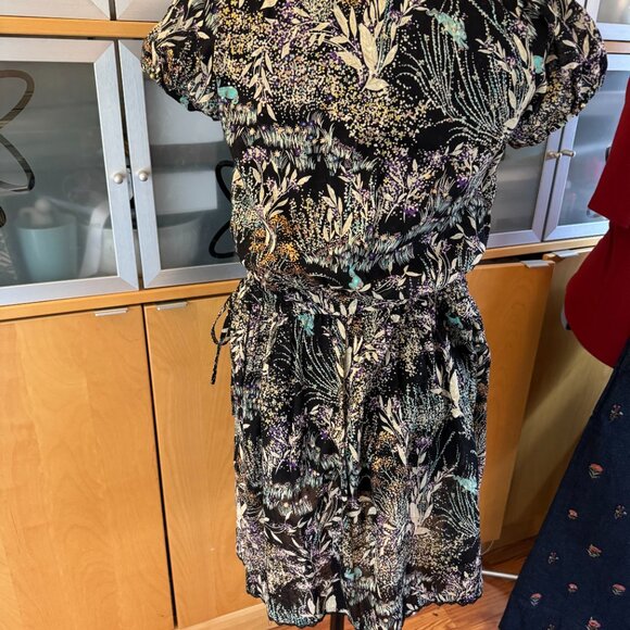 Franche Lippee Sz M black floral print cap sleeve dress Japanese brand - Picture 2 of 7